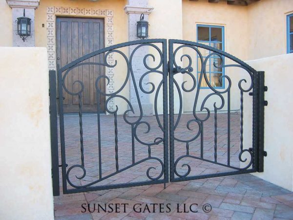 Courtyard Gates | Phoenix Arizona | Sunset Gates